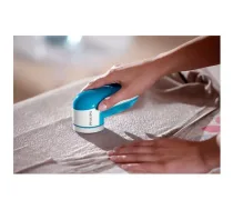 Pūku noņēmējs Philips GC026/00 pūku noņēmējs, iekļautas 2*AA baterijas