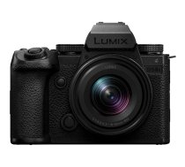 Bezspoguļu kamera Panasonic Lumix DC-S5 IIX ar 18–40 mm objektīvu, 24 MP pilnakadra