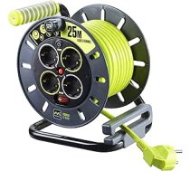 Masterplug Pro-XT kabeļa trumuļa pagarinātājs ar 4 kontaktligzdām, tinuma kloķi, termisko aizsardzību un strāvas slēdzi, 25 metri skaidri redzama kabeļa.