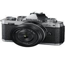 Nikon Z fc KIT Z 28 1:2.8 SPEZ. Edition (20,9 MP, OLED skatu meklētājs ar 2,36 miljoniem pikseļu, 11 kadri sekundē, hibrīda autofokuss ar fokusa asistentu, ISO 100-51 200, 4K UHD video) Sudraba/melns