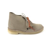 Clarks 38