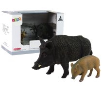 Set of 2 figurines Wild boar with young  Forest Animals series