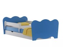 Bērnu gulta Maja 20S ar stelāžu Guļamvietas platums: 90 cm, Guļamvietas garums: 180 cm, Platums: 102 cm, Garums: 184 cm, Augstums: 65 cm, Ar resti: 1, Ar barjeru: 1, Ar matraci: 1, Ar veļas kasti: 1, Virsma: Matēta, Guļamvietu skaits: 1, Matrača apraksts: Putas (porolons), stelāžas tips: koka, Korpusa krāsa: balts, Elementu krāsa: zils, Izgatavošanas materiāls: LKSP + finieris + PVH