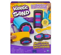 KINETIC SAND Slice N´ Surprise komplekts