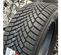 275/35R19 Yokohama BluEarth*Winter V906 100V XL RPB