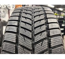 235/45R17 Blacklion Winter Tamer BW56 94H