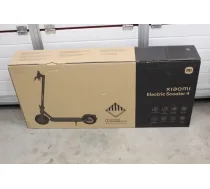 SALE OUT. Xiaomi Electric Scooter 4 EU Xiaomi Electric Scooter 4 EU 300 W 25 km/h 10 " 6 month(s) Black DEMO SCRATCHED MISSI ( BHR7128EUSO 2000001377635 )