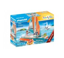 Playmobil 71043 - Family Fun Catamaran