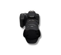 Canon EOS 200D