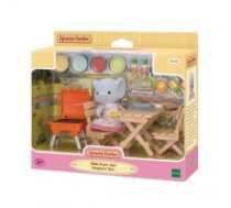 SYLVANIAN FAMILIES BBQ Piknika komplekts - Ziloņu meitenīte (5640SYL)