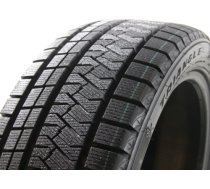 Triangle - PL02 - 245/40 R18