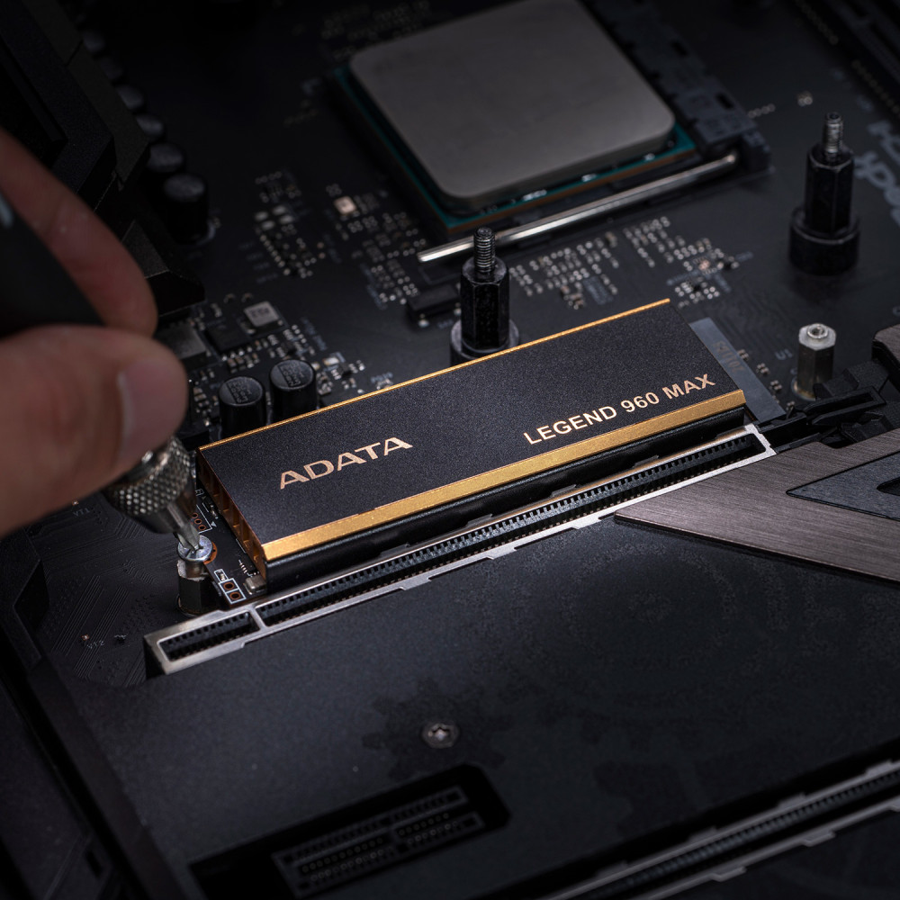 Adata LEGEND 960 MAX 4TB product photo