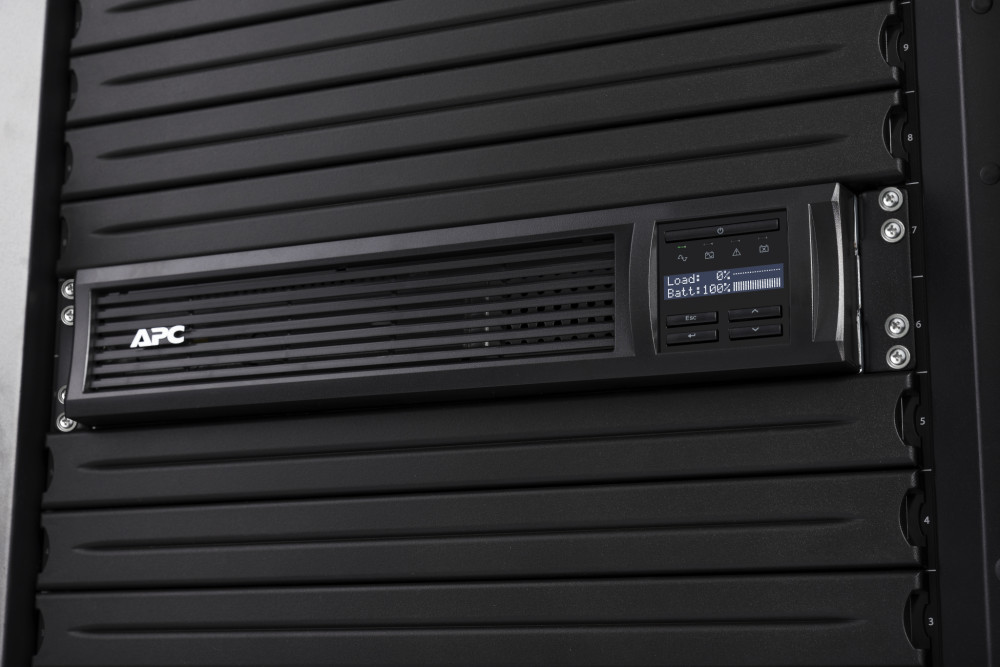 APC Smart-UPS SMT1000RMI2UC product photo