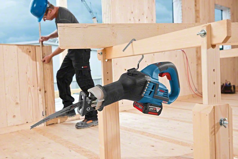 Bosch GSA 18V-32 product photo