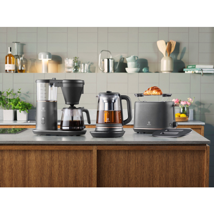 Electrolux E7T1-6BP product photo