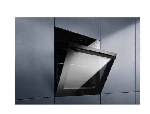 Electrolux EOC8P39WZ product photo