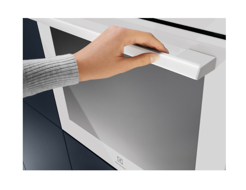 Electrolux EOE8P39WV product photo