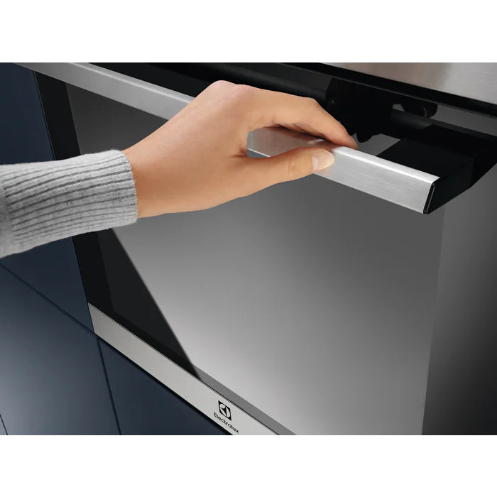 Electrolux EOF3H70X product photo