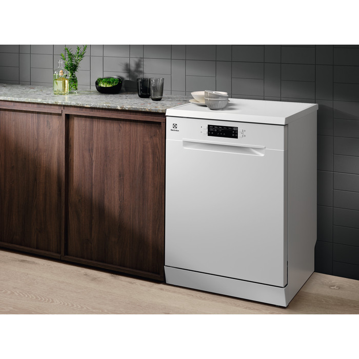 Electrolux ESA47210SW product photo