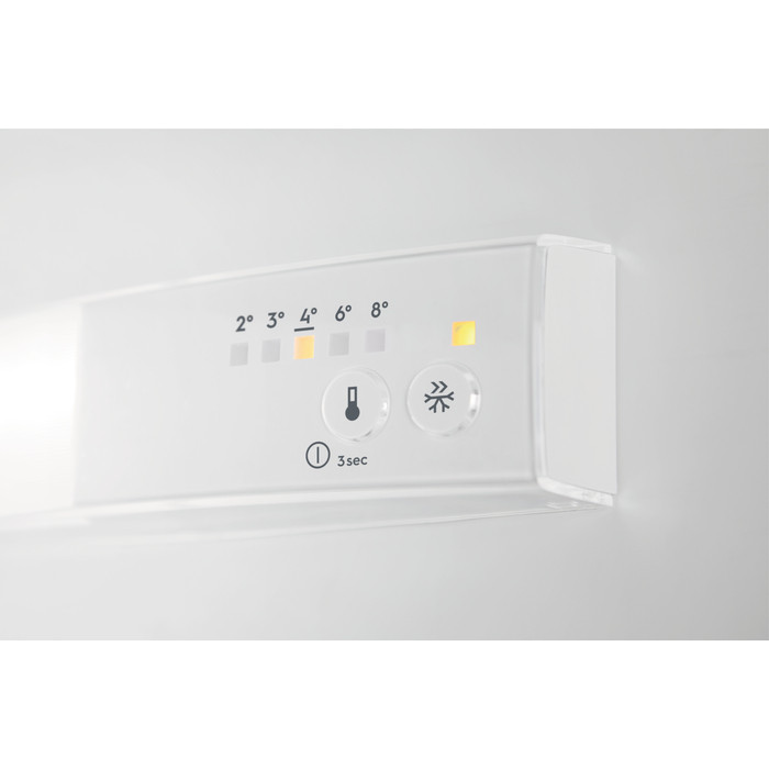 Electrolux LFB3AE82R product photo