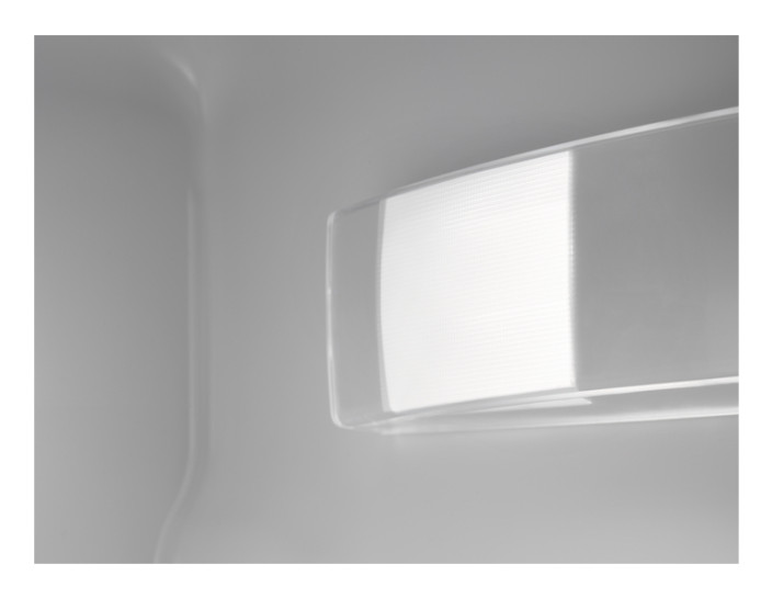 Electrolux LFB3AE82R product photo
