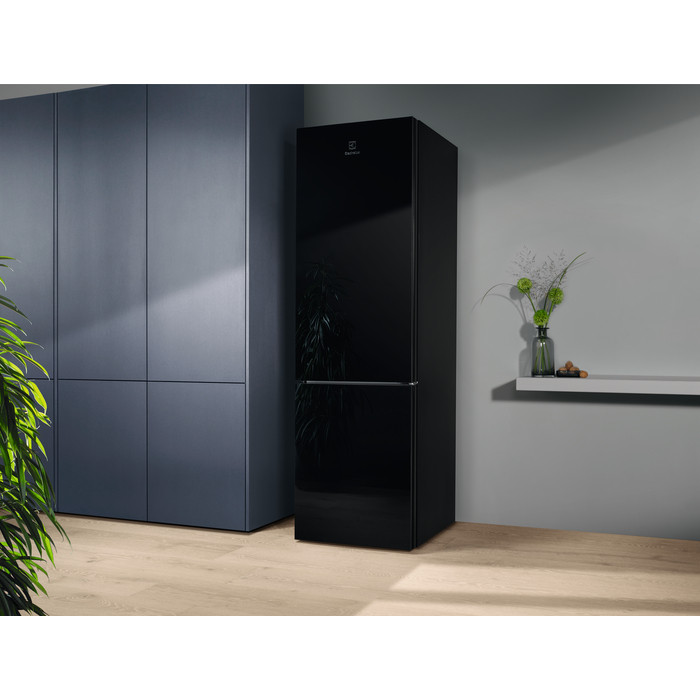 Electrolux LNT7ME36K2 product photo
