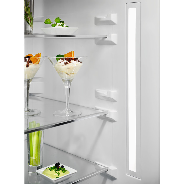 Electrolux LNT7ME36K2 product photo