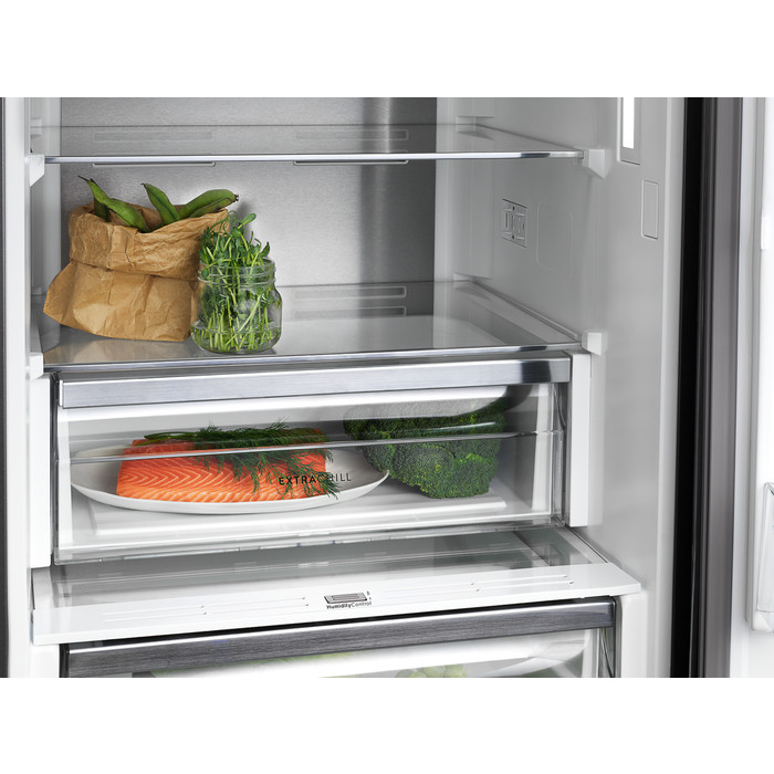 Electrolux LNT7ME36K2 product photo