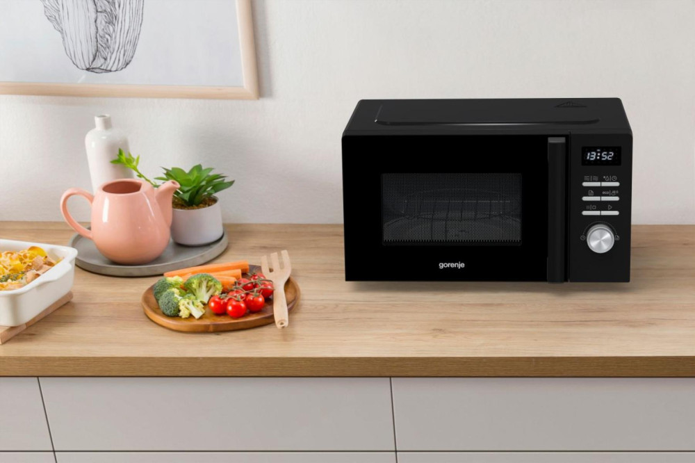 Gorenje MO20A4BH product photo
