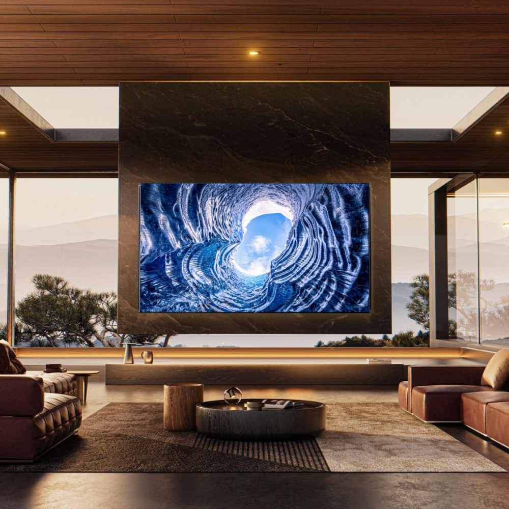 Hisense 85UXNQ 85" product photo