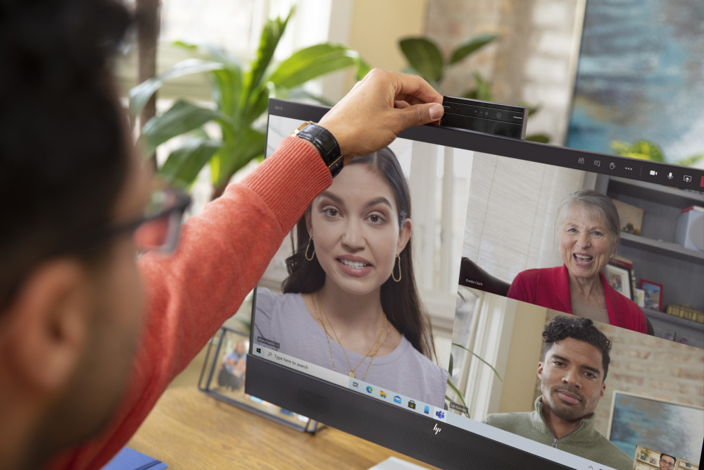 HP E24mv G4 product photo