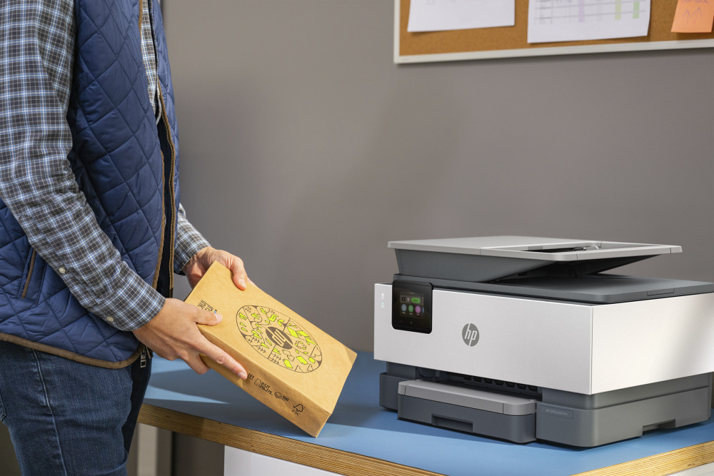 HP OfficeJet Pro 9120b product photo