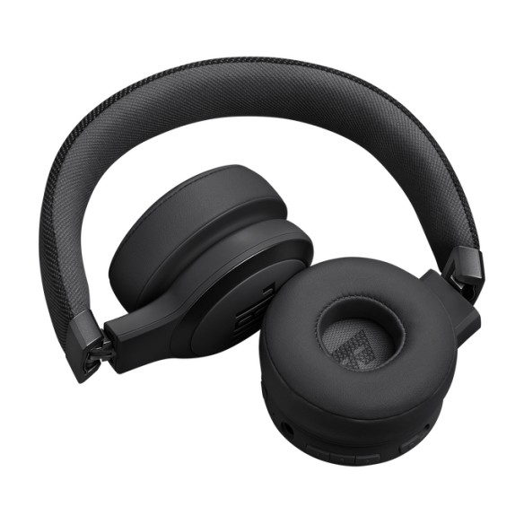 JBL Live 670NC product photo