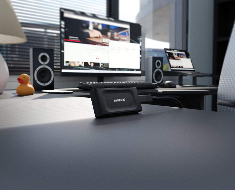 Kingston XS1000 product photo