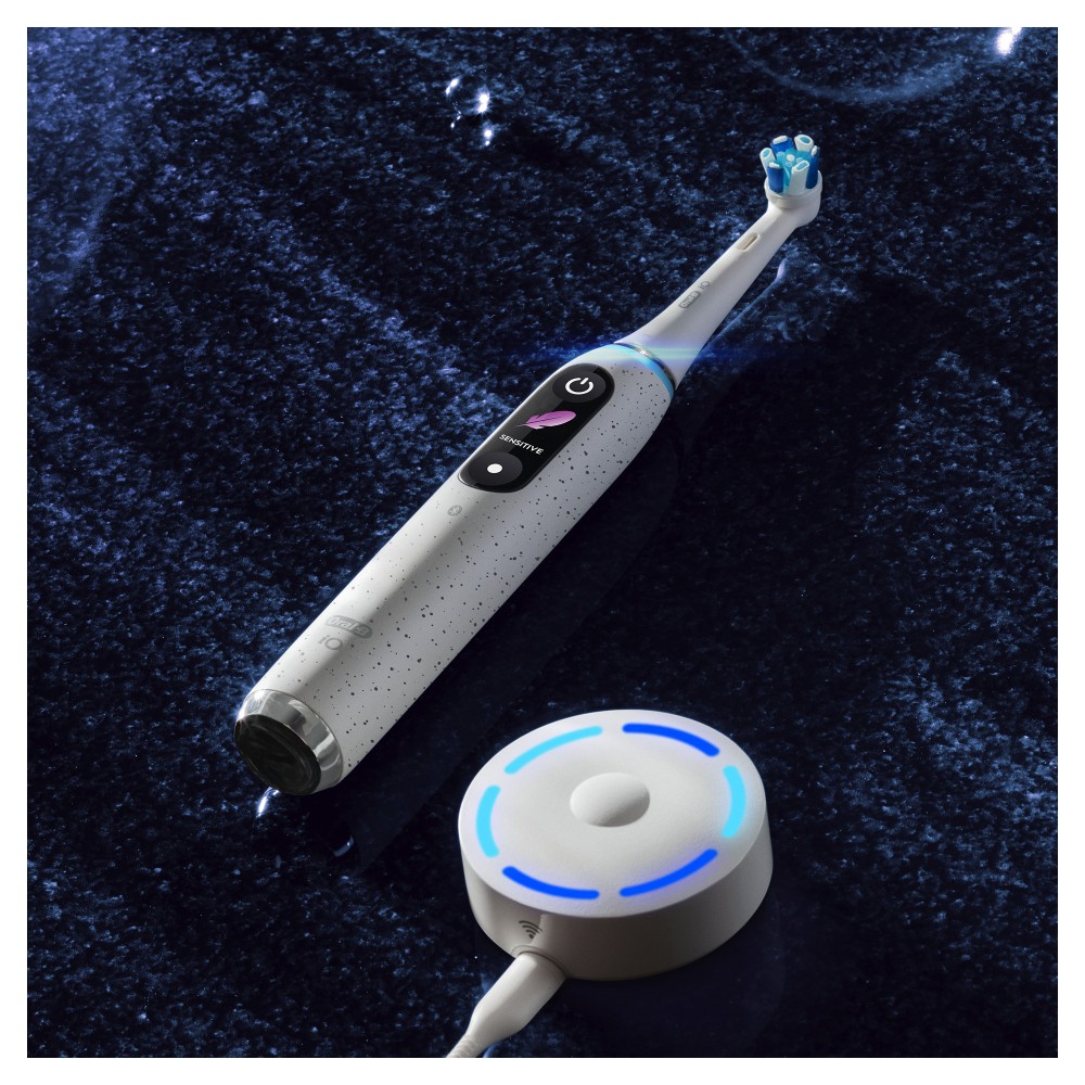 Oral-B iO Series 10 product photo