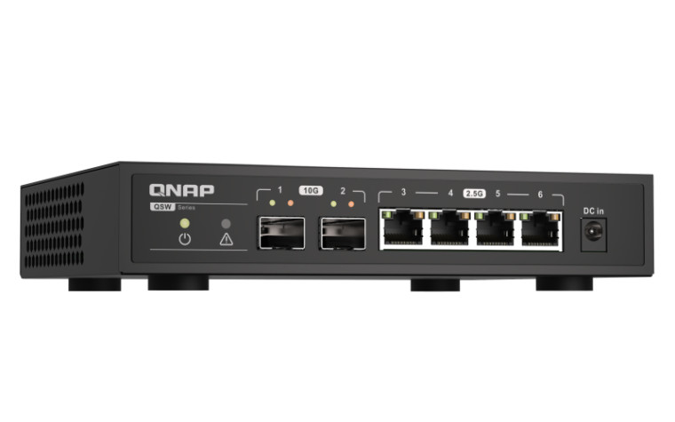 Qnap QSW-2104-2S product photo