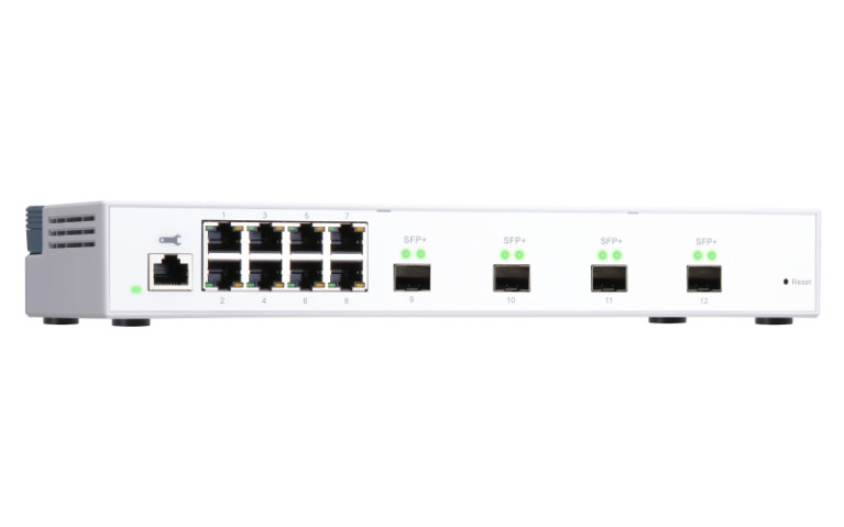 Qnap QSW-M408S product photo