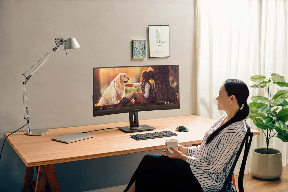 Viewsonic VG3456C product photo